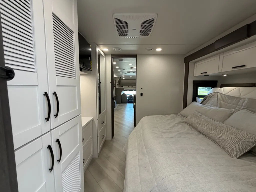 2027 Entegra Coach Accolade 37K, Photos photo 78