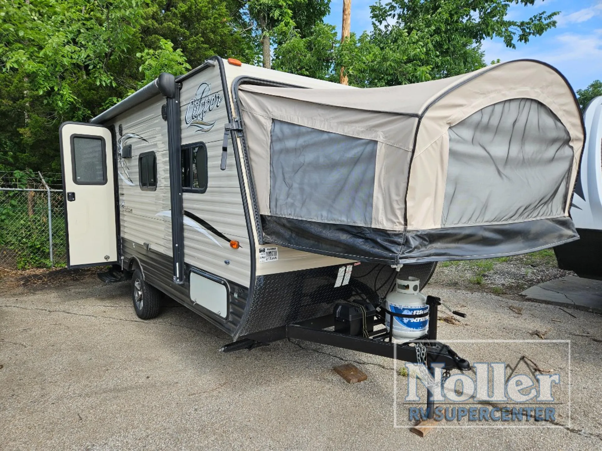 2018 Coachmen Clipper 16RBD - Photo 2