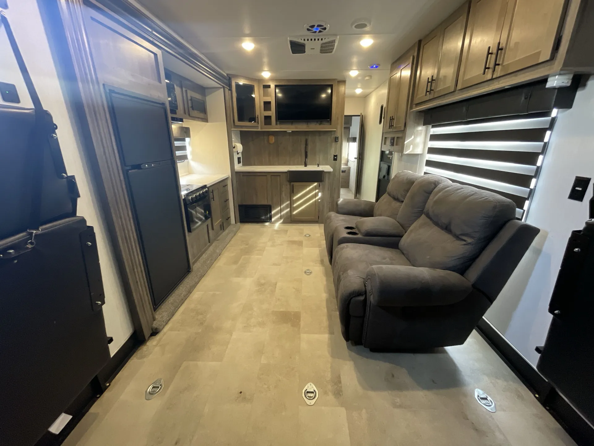 2021 Forest River Vengeance Rogue 26V — living area main