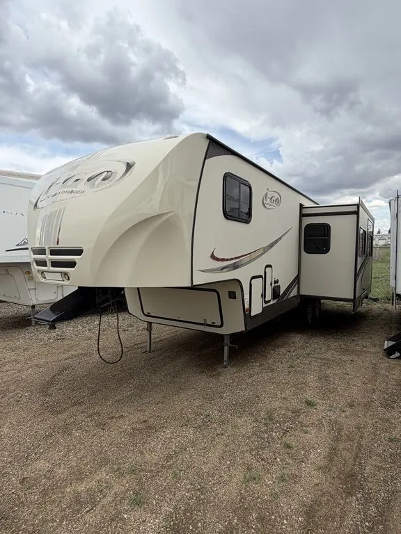 2013 Evergreen IGO 27RK - Photo 2