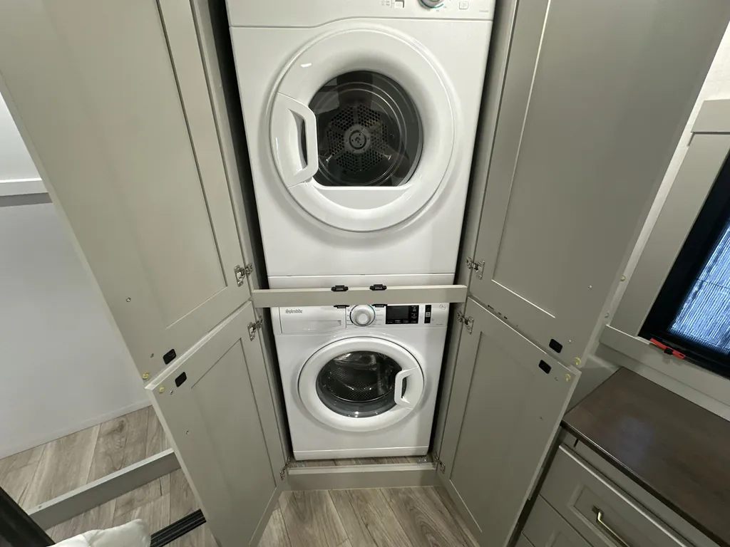 2025 Brinkley Model G 3950, Photos photo 19