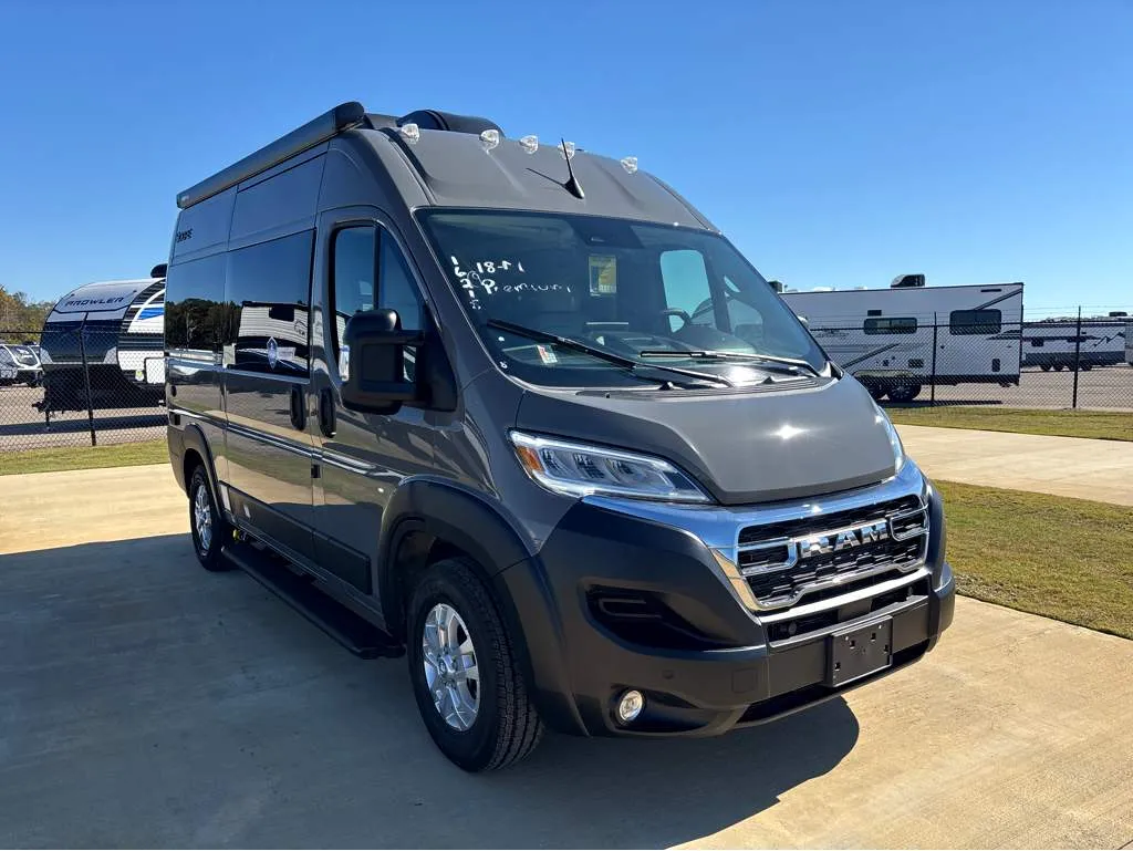 2026 Thor Motor Coach Scope 18M - Photo 2