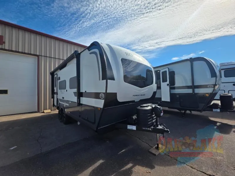 2027 Forest River Rockwood Mini Lite 2109S - Photo 2
