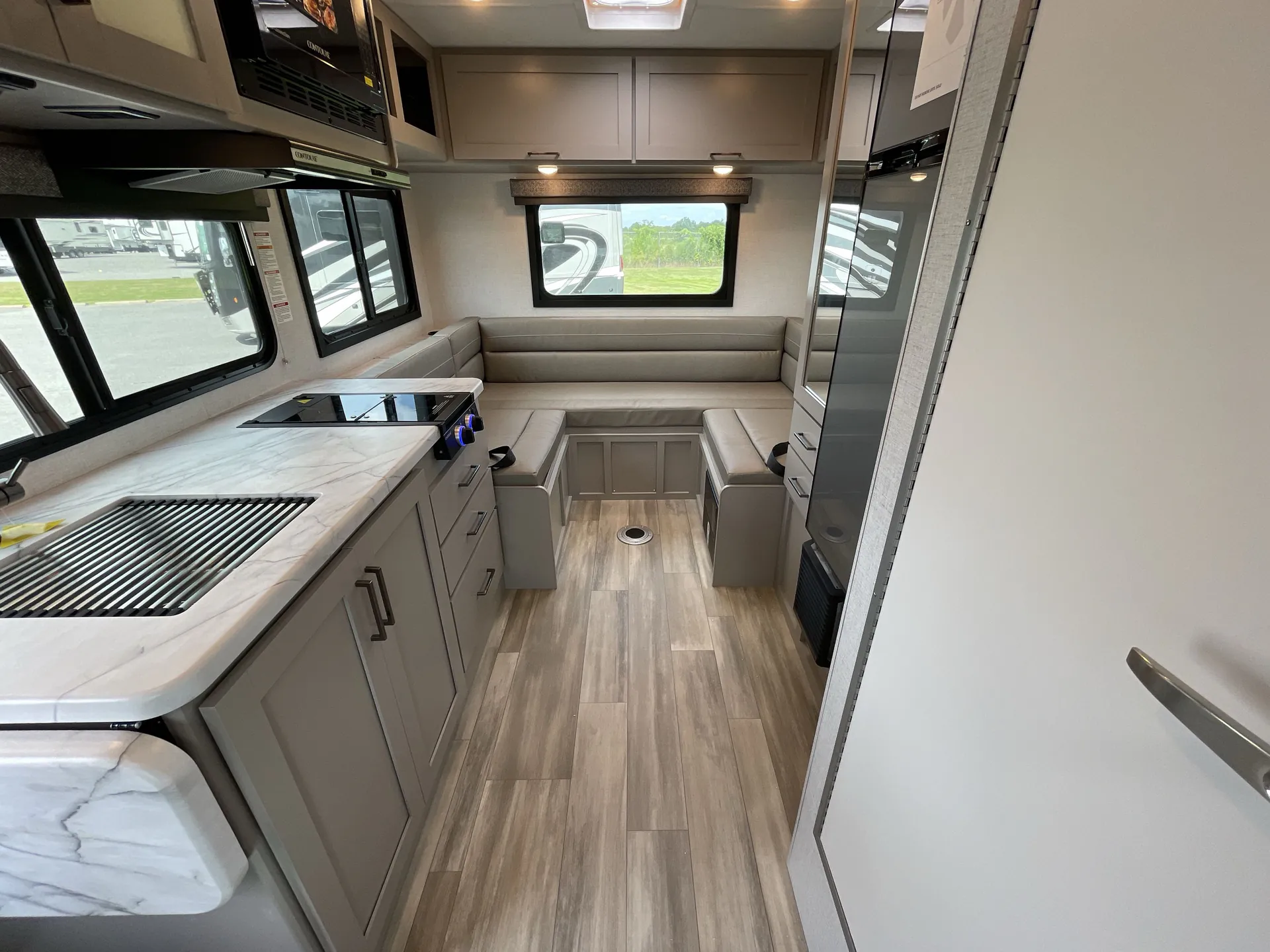 2026 Thor Motor Coach Coleman 19EZ — living area main