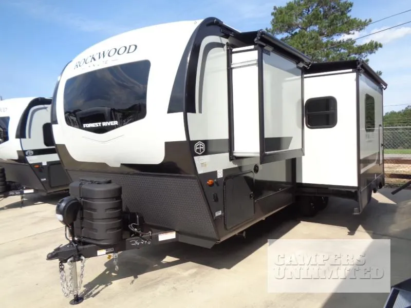 2026 Forest River Rockwood Mini Lite 2513S - Photo 3