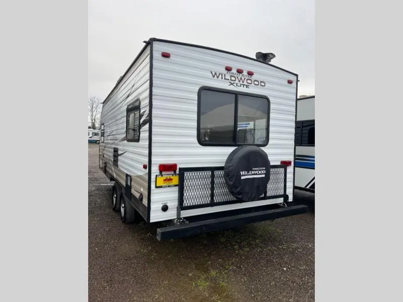 2018 Forest River Wildwood X-Lite 191RDXL - Photo 4