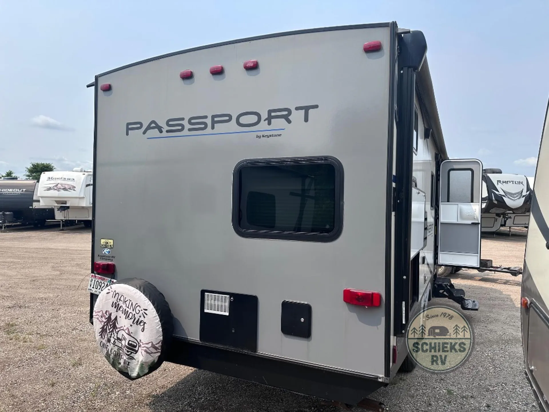 2020 Keystone Passport SL Series 240BH - Photo 4