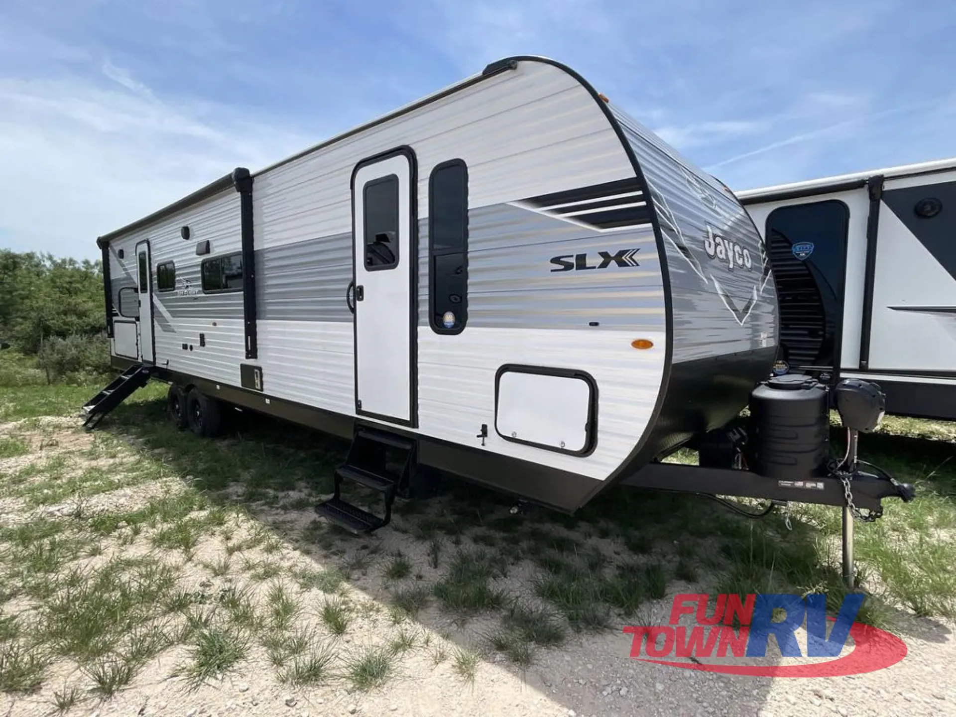 2026 Jayco Jay Flight 330TBS - Photo 2