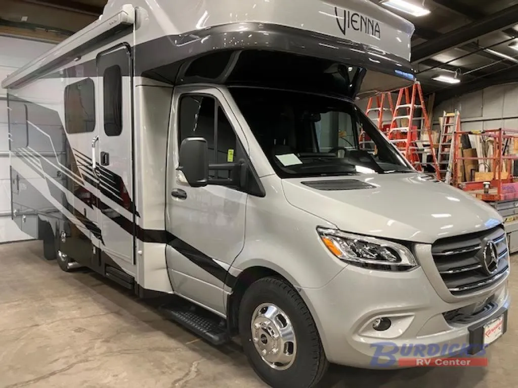 2026 Renegade RV Vienna 25TBC - Photo 4