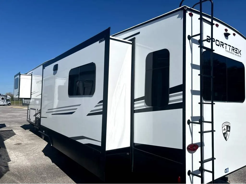 2026 Venture RV SportTrek 5 Touring Edition STTF363VFR - Photo 3