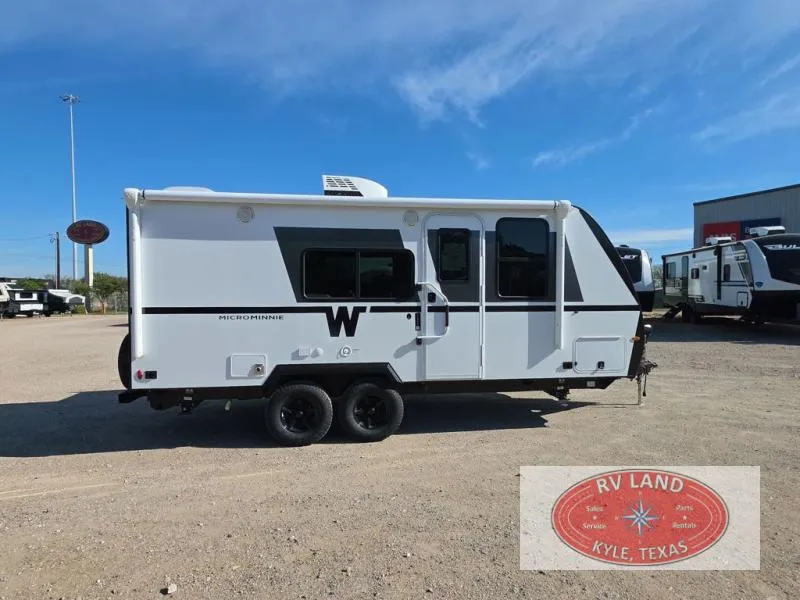 2026 Winnebago Micro Minnie 2108FBS - Photo 2