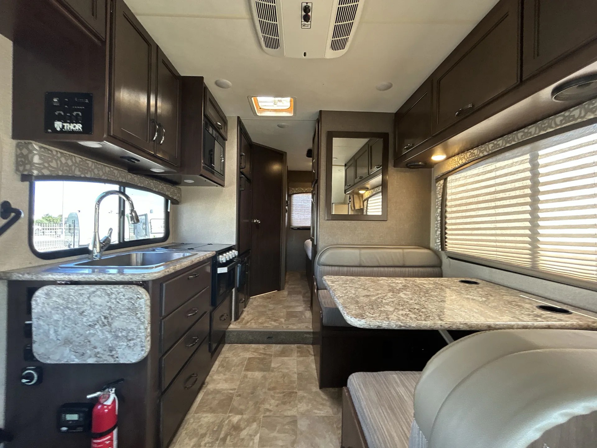 2019 Thor Motor Coach Chateau 22B — living area main