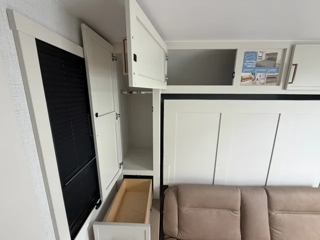 2026 Brinkley Model I 20X, Photos photo 8