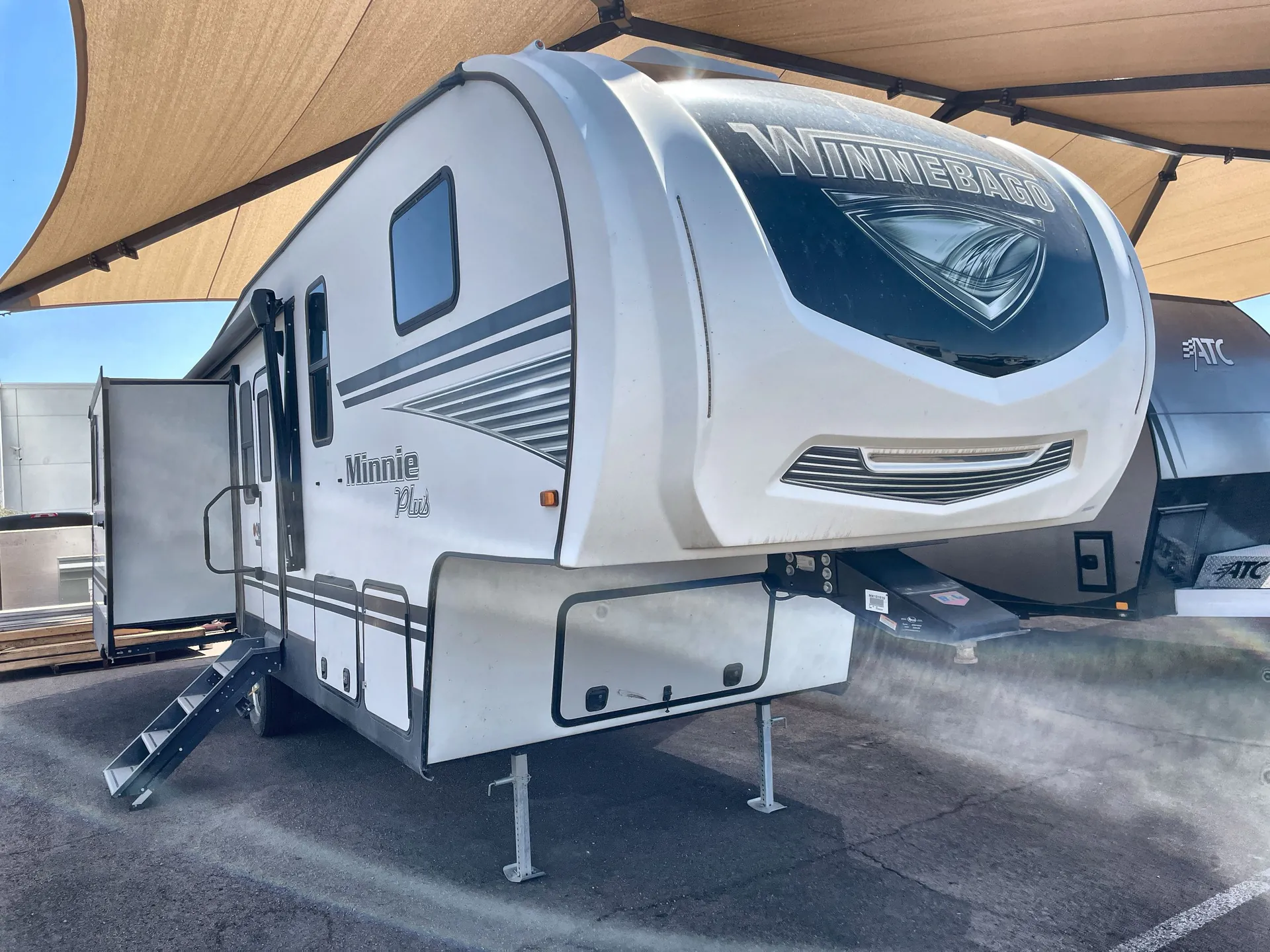2020 Winnebago Minnie Plus 29MBH - Photo 2