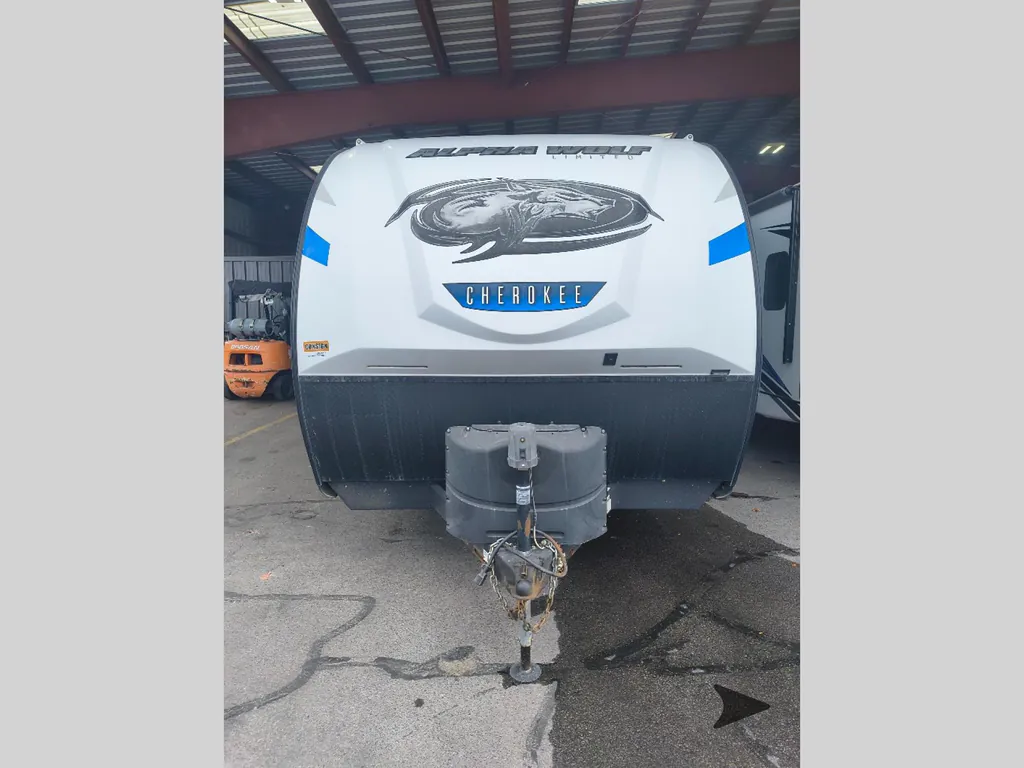 2019 Forest River Cherokee Alpha Wolf 26DBH-L, Photos photo 3