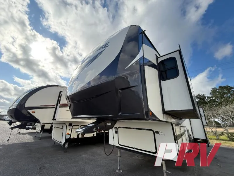 2019 Forest River Salem Hemisphere 372RD - Photo 4