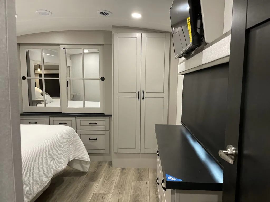 2026 Jayco North Point 395DSDB, Photos photo 26