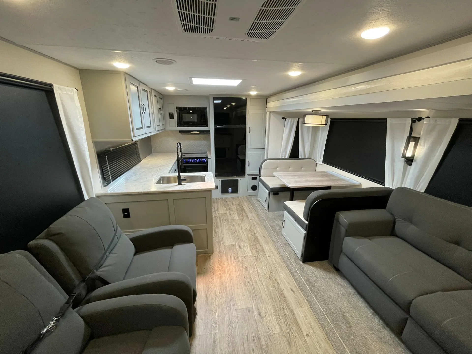 2023 Forest River Vibe 26RK