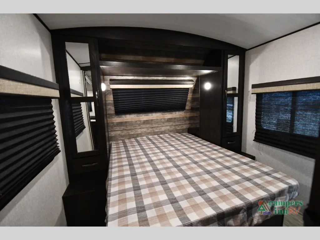2021 Forest River Surveyor Legend 248BHLE, Photos photo 16