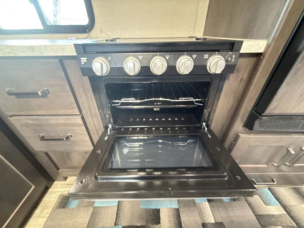 2023 Grand Design Transcend Xplor 321BH, Photos photo 11