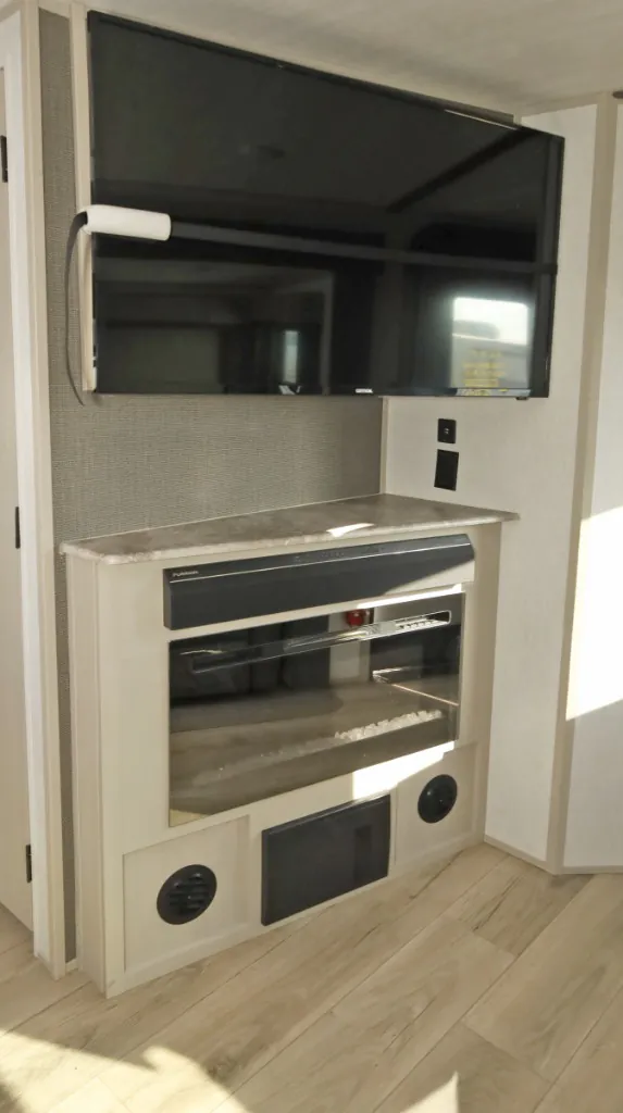 2023 Forest River Salem Hemisphere 310BHI, Photos photo 17