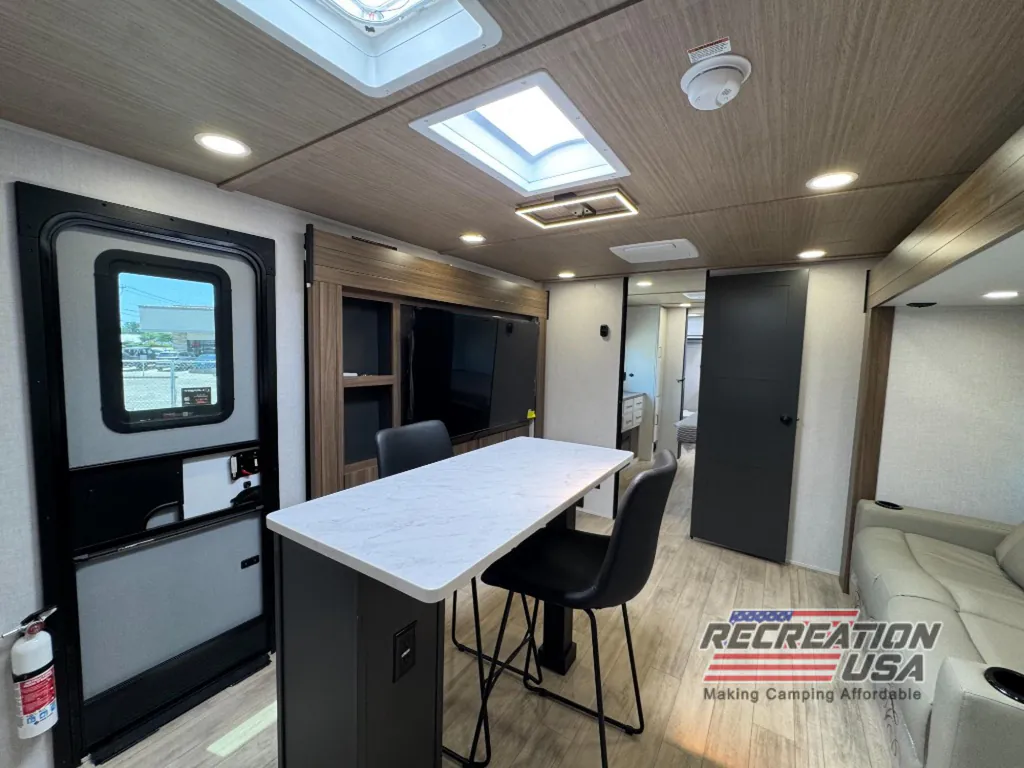 2026 Forest River Vibe Extreme Lite 2500FIK, Photos photo 18