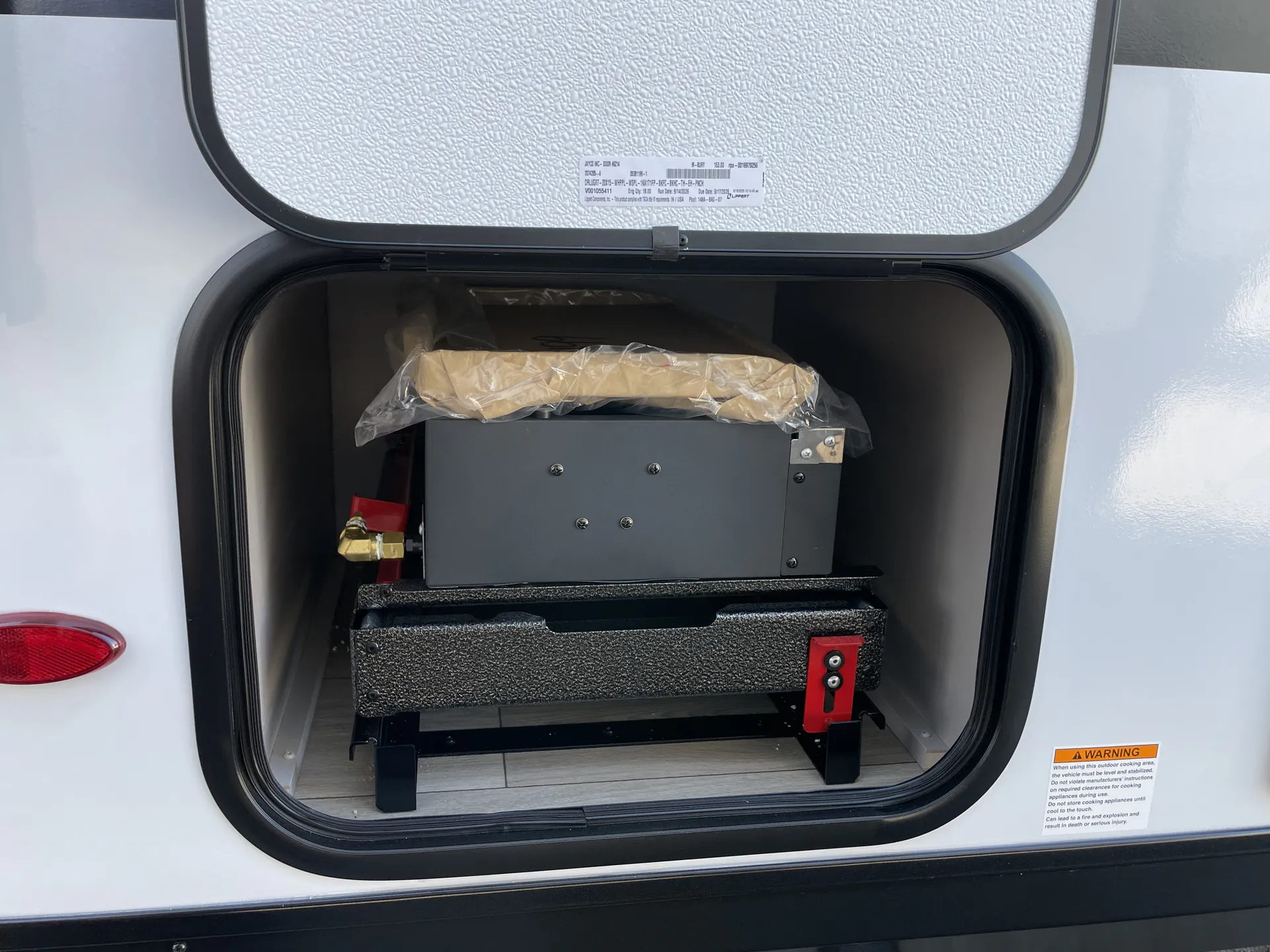2027 Jayco Jay Feather Air 17FK - Photo 4