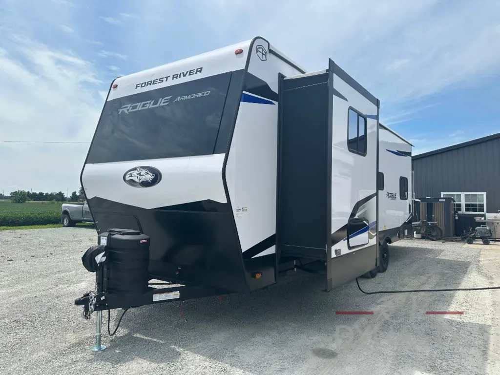 2026 Forest River Vengeance Rogue Armored 25L141, Photos photo 3