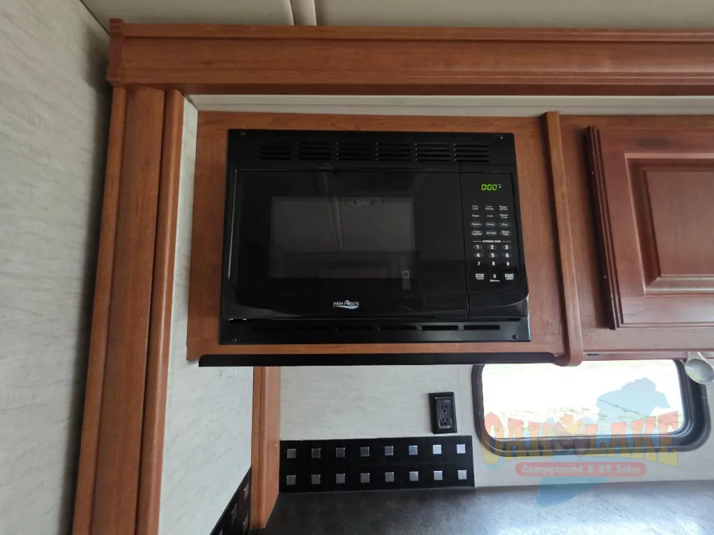 2018 Winnebago Sunstar 27P, Photos photo 19