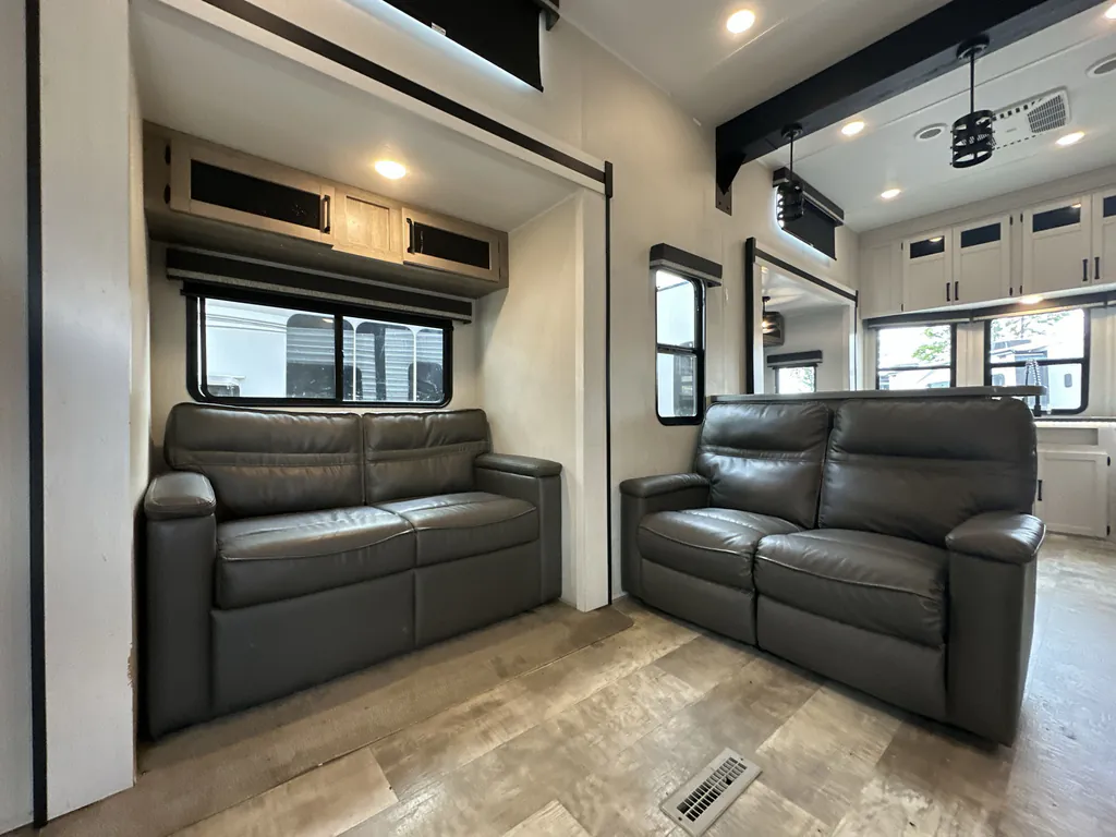 2025 Forest River Puma Vista 403LFT, Photos photo 21