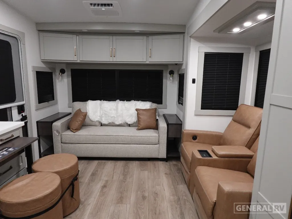 2026 Brinkley Model Z 2670 - Photo 3