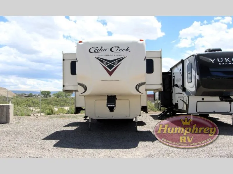 2019 Forest River Cedar Creek Silverback 37RTH - Main photo