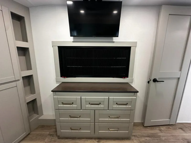 2026 Brinkley Model Z 3600, Photos photo 27