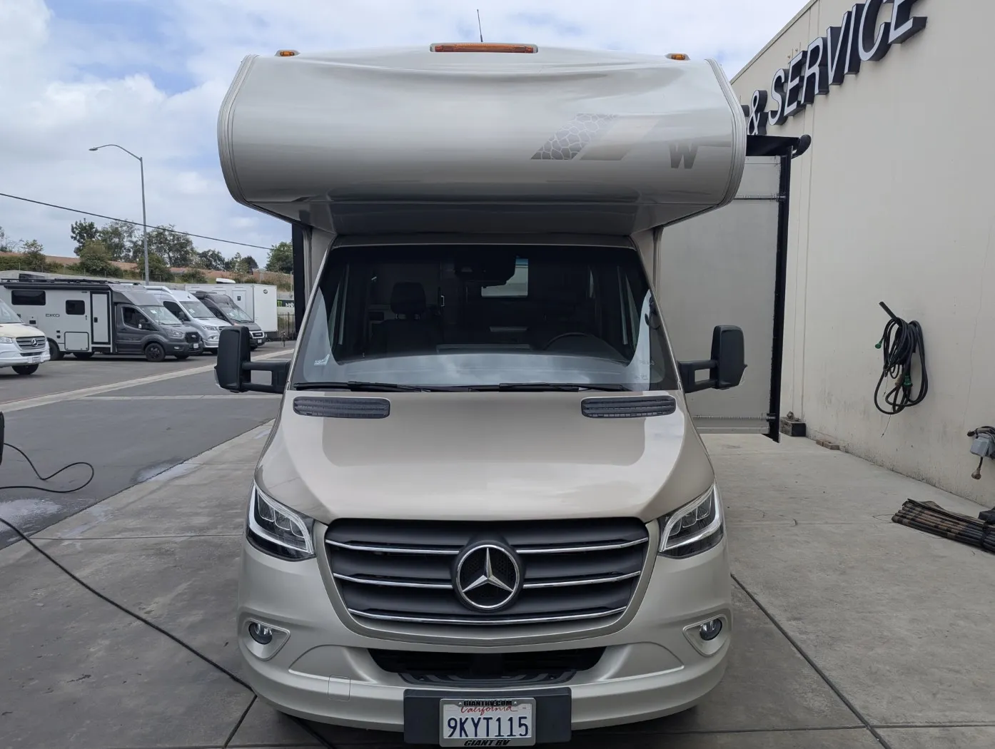 2024 Winnebago Vita 24P - Photo 3