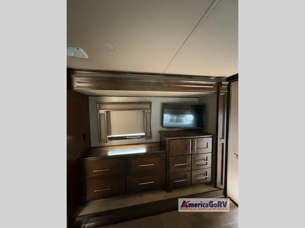 2018 VanLeigh RV Vilano 369FB, Photos photo 18