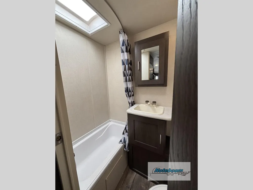 2019 Forest River Wildwood X-Lite 201BHXL, Photos photo 19