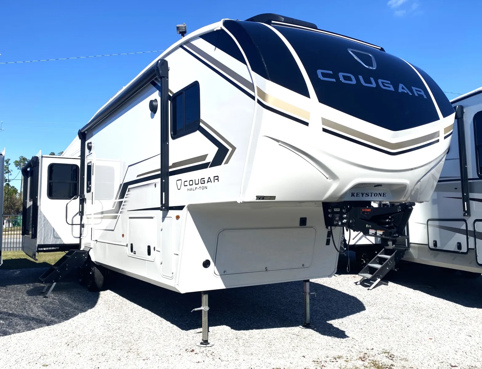 2026 Keystone RV Cougar Half-Ton 29MBD - Photo 2
