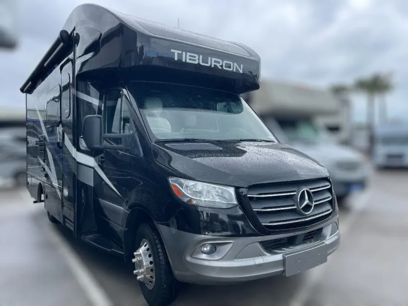 2020 Thor Motor Coach Tiburon 24TT - Photo 2