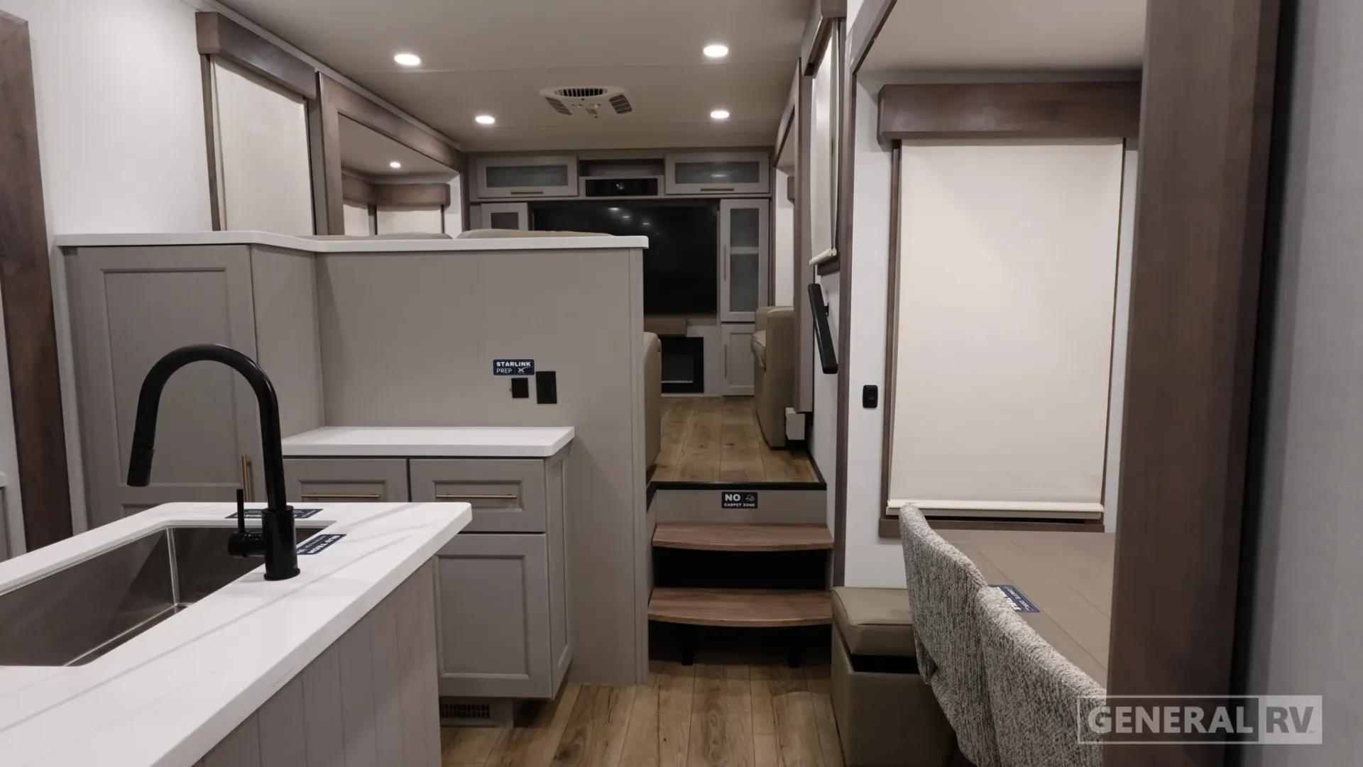 2026 Alliance RV Paradigm 385FL - Photo 3