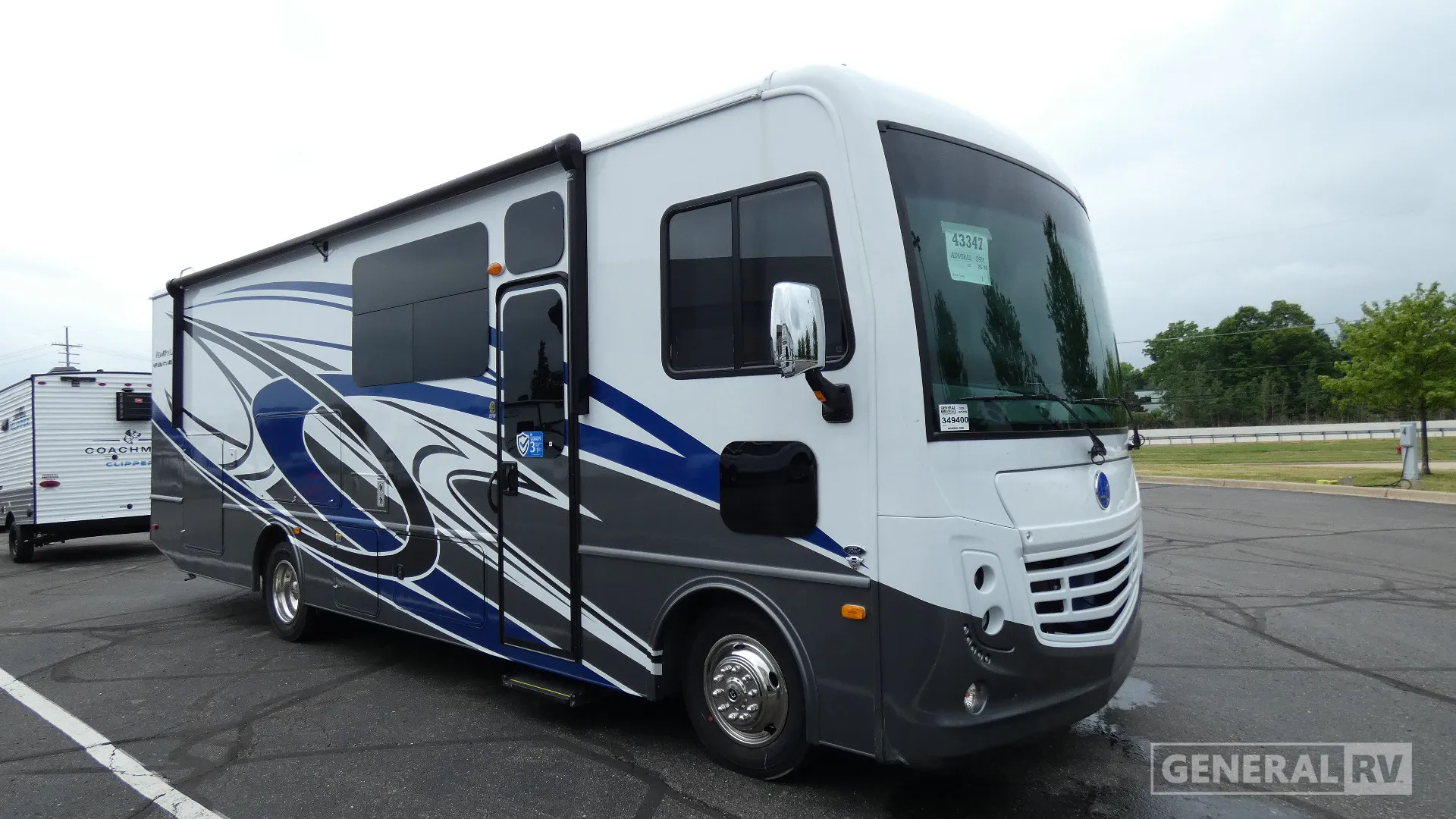 2026 Holiday Rambler Admiral 29M - Photo 2