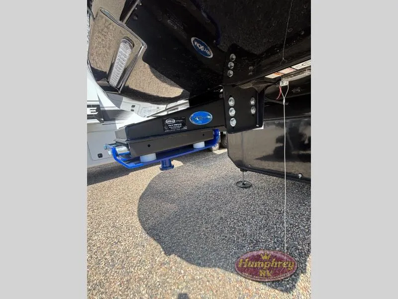2026 Jayco North Point 310RLTS - Photo 3
