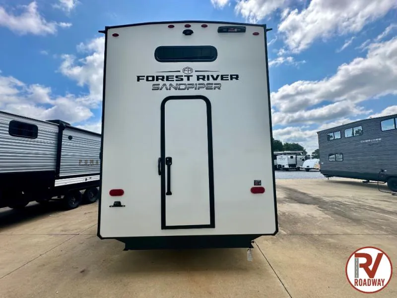 2026 Forest River Sandpiper 4002FB — Photo 5