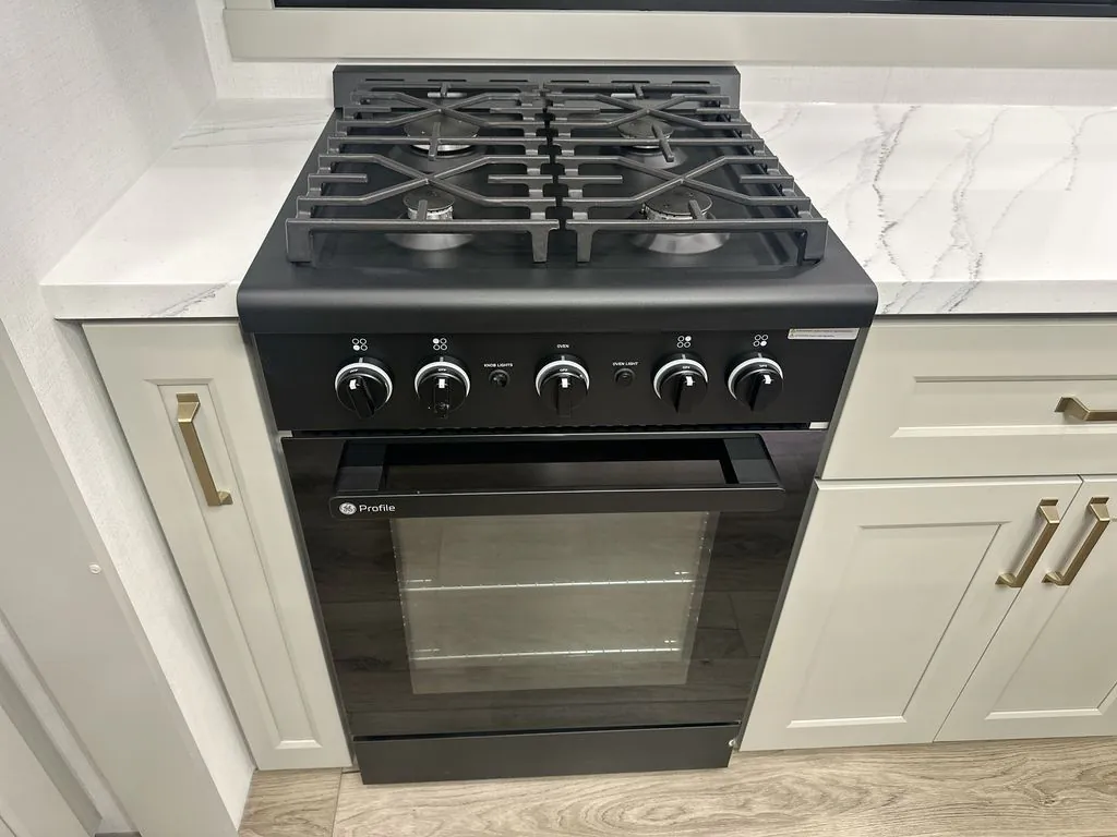 2026 Brinkley Model G 3970, Photos photo 23