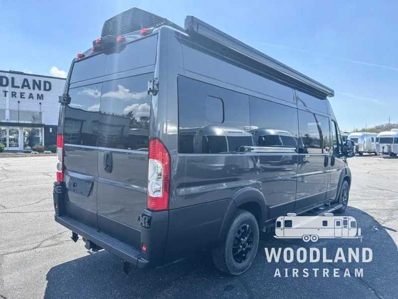 2026 Airstream Rangeline New    Std. Model - Photo 3