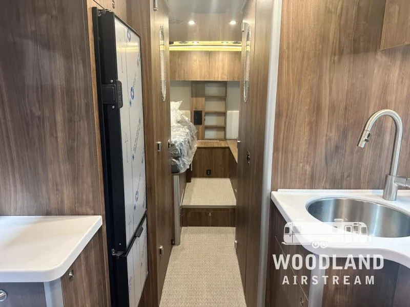 2027 Airstream Atlas 25RT New    Std. Model - Photo 3
