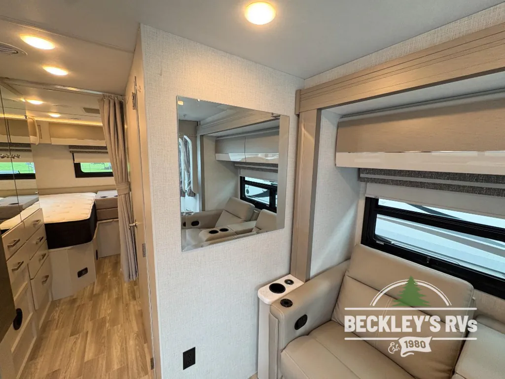 2026 Thor Motor Coach Axis 26.2, Photos photo 38