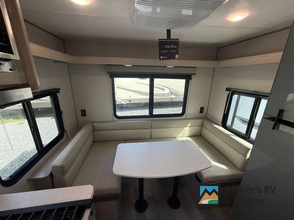 2027 Coachmen Catalina Summit Series 7 154RDX, Photos photo 12