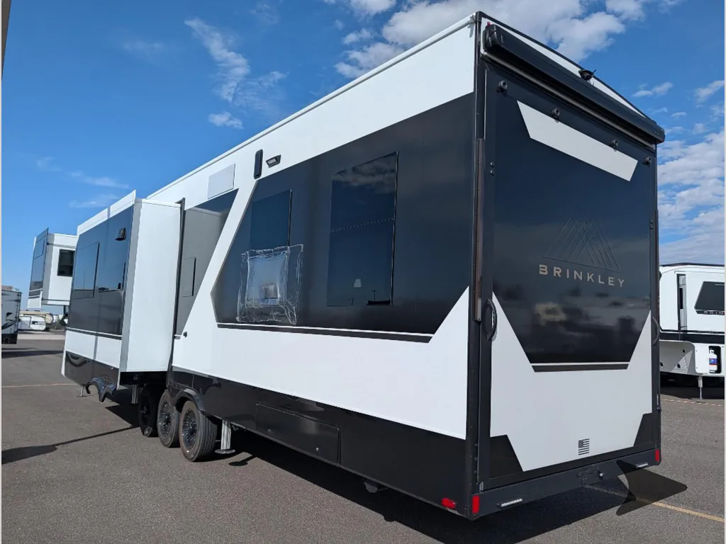 2027 Brinkley Model G 3970, Photos photo 5