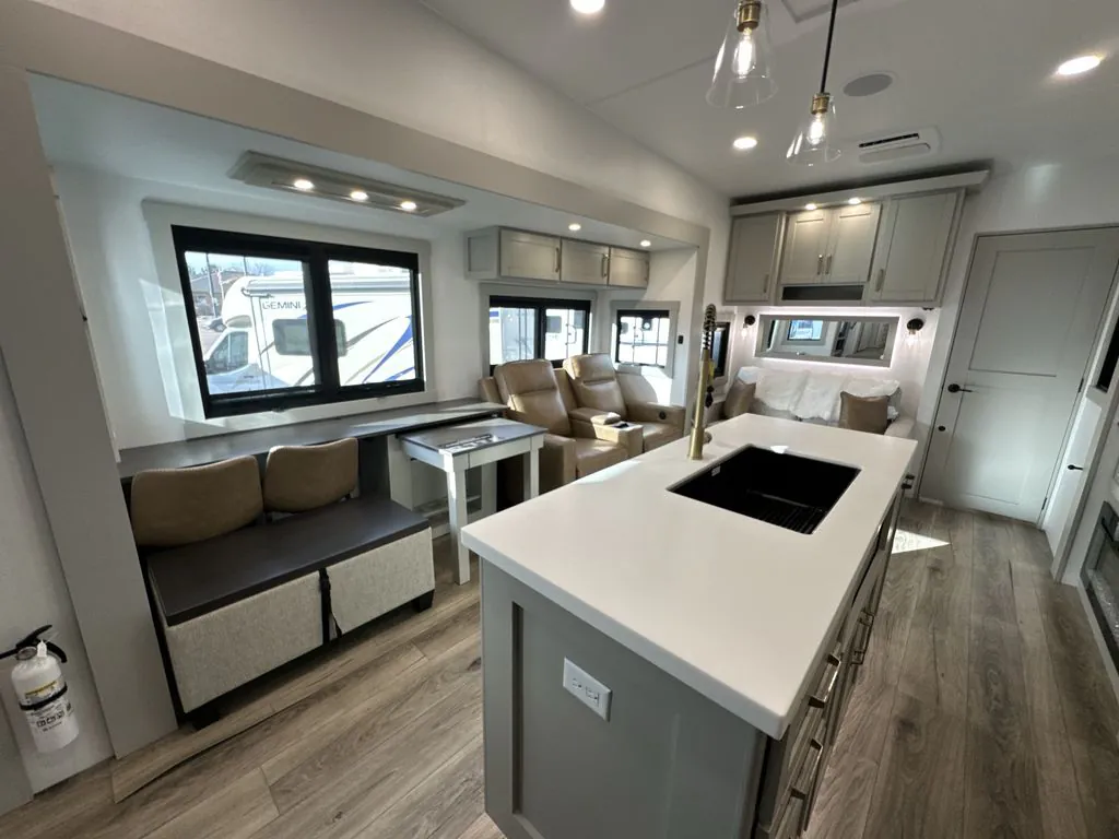 2026 Brinkley Model Z 3515, Photos photo 7