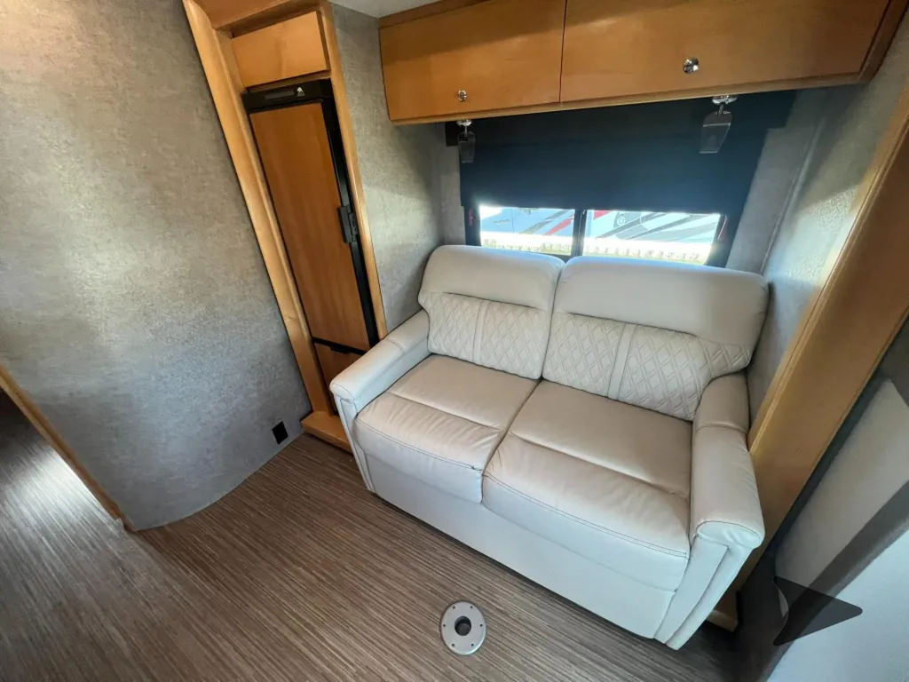 2018 Tiffin Wayfarer 24 TW, Photos photo 12